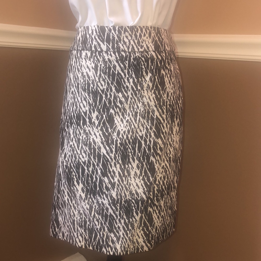 Valerie bertinelli skirt - Picture 2 of 7